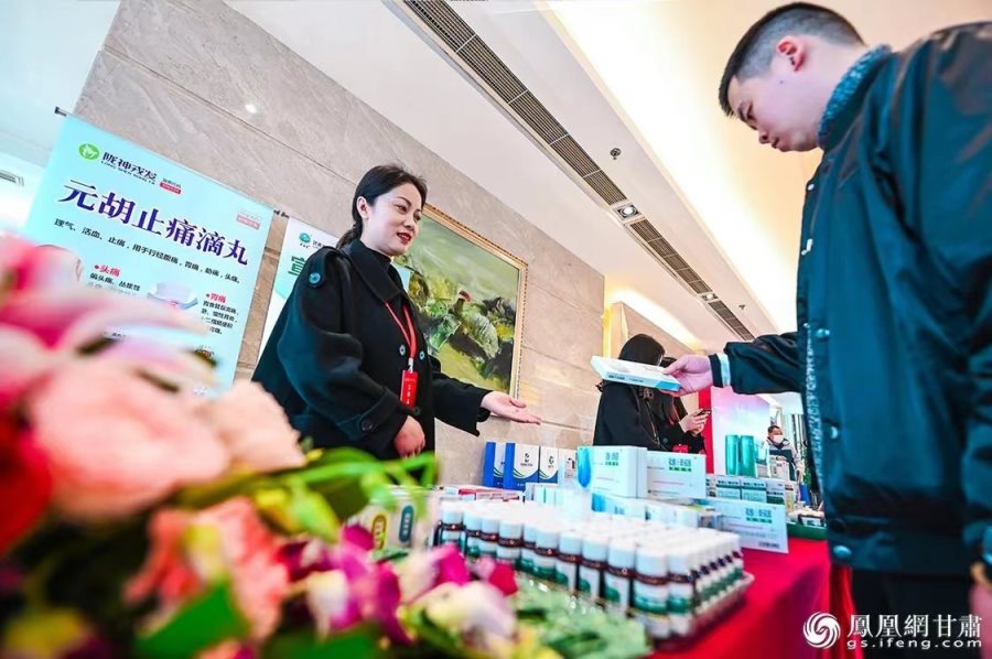 ãå¤å°æ°é»ãå¢éçé£ä¸ç»©åæ¶¨ çèè¯ä¸éå¢ä¸ºä½å¦æ­¤âç»åâ