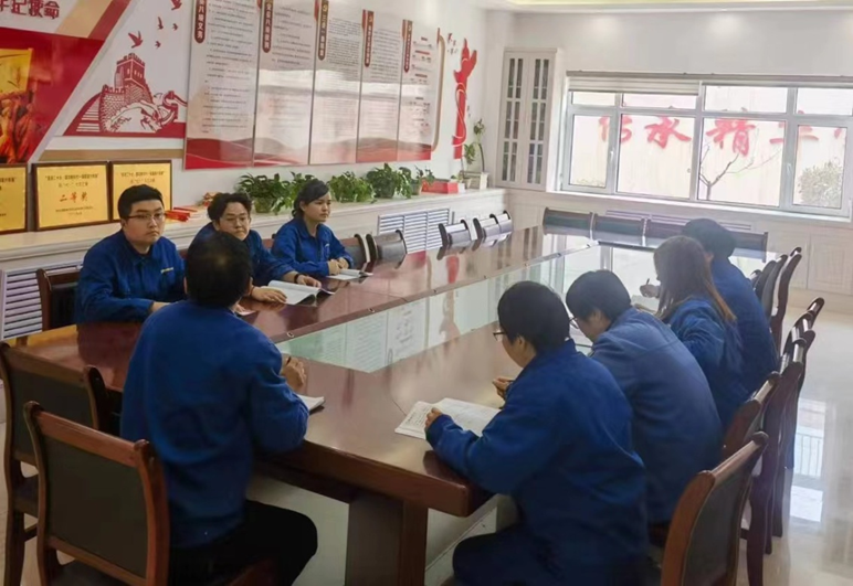 ãâä¸æä¸ä¿âè¿è¡æ¶ãåæ¸æè·¯ï¼èæ¸é¾ç¹ââçäº§ç®¡çé¨åæè¯è½¦é´ç»ç»å¼å±å·¥èºéªè¯å¹è®­